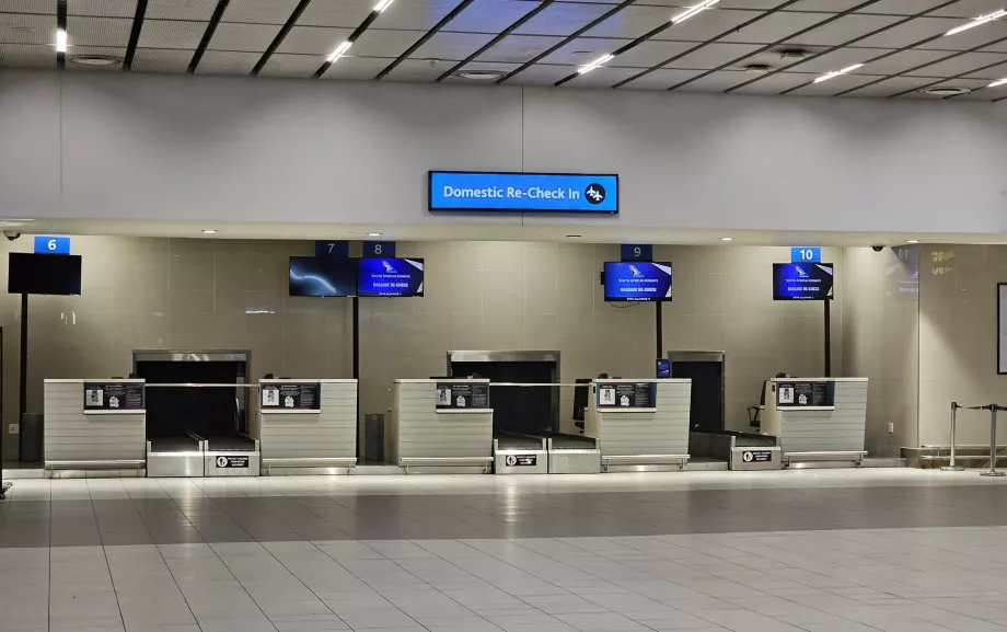 Check-in intern la transfer