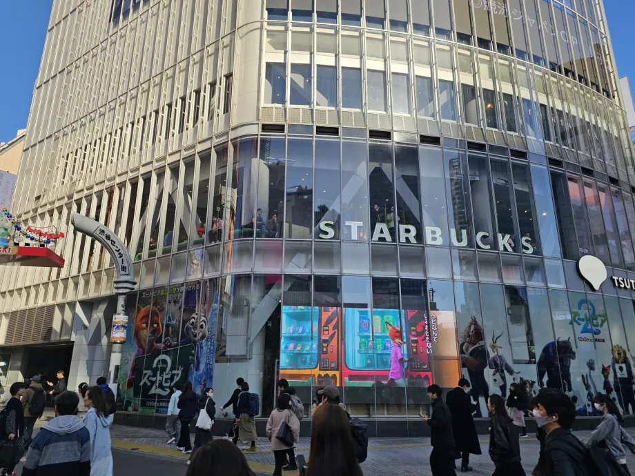 Starbucks la Shibuya Junction