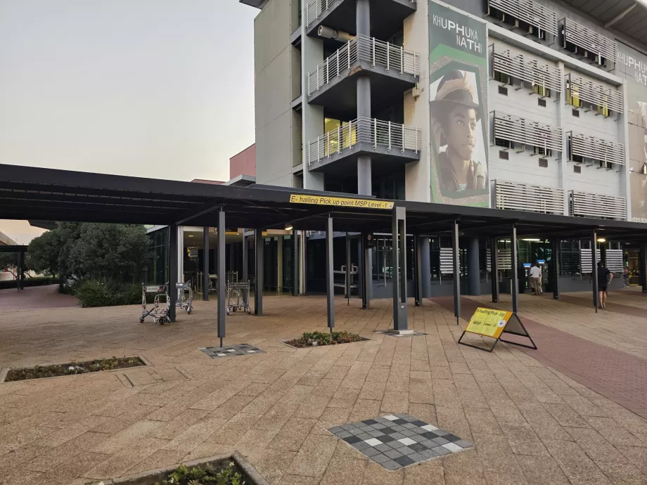 Punct de preluare Uber și Bolt