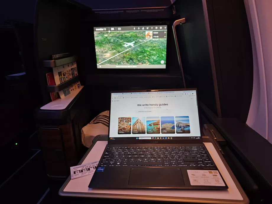 Lucrați pe un laptop