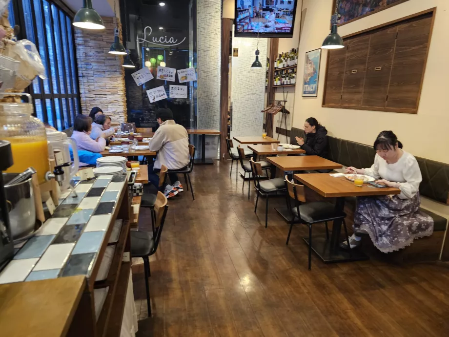 Mic dejun - pizzeria Lucia