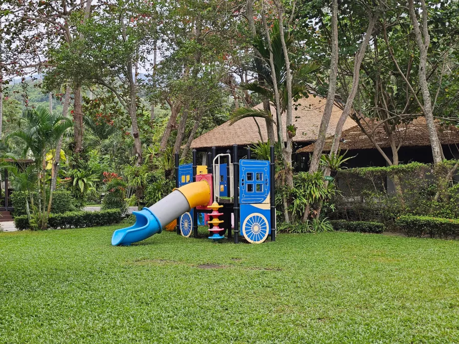 Mic loc de joacă pentru copii