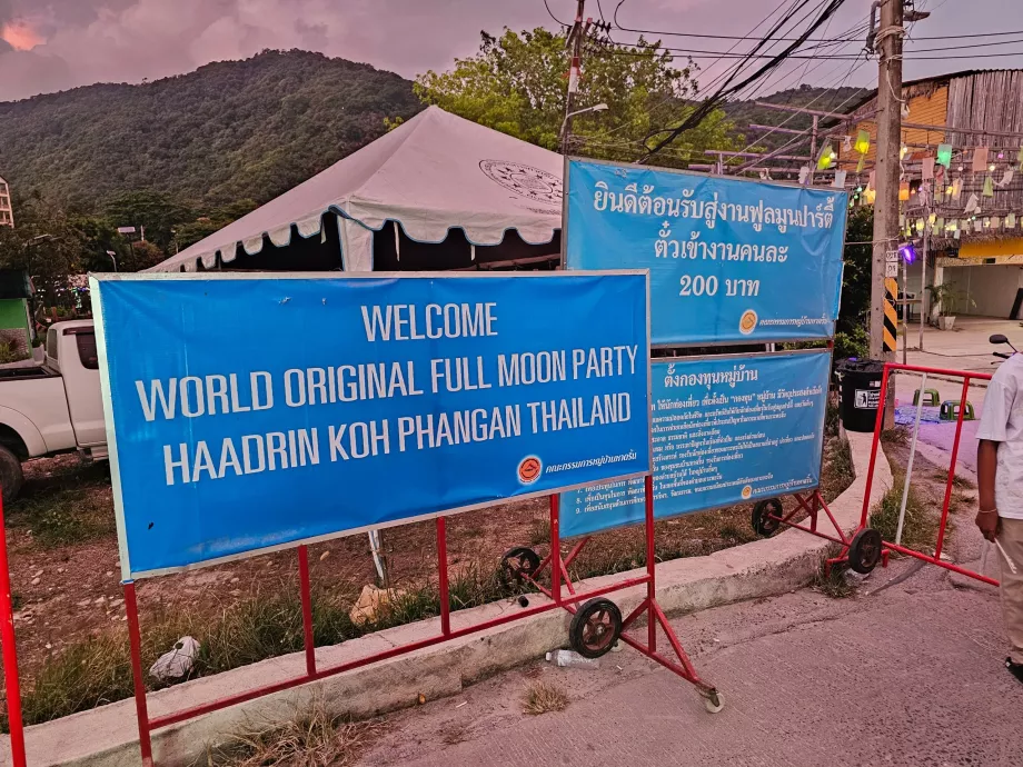 Petrecere cu lună plină