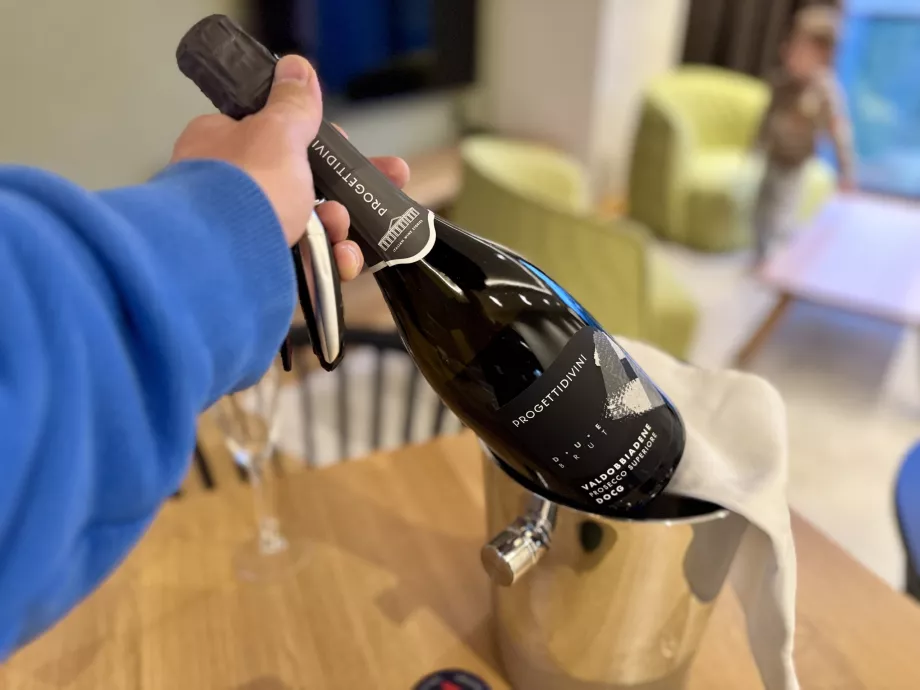 Prosecco pentru a vă ura bun venit