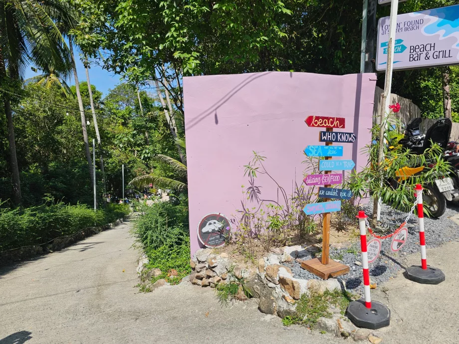 Drumul spre Secret Beach