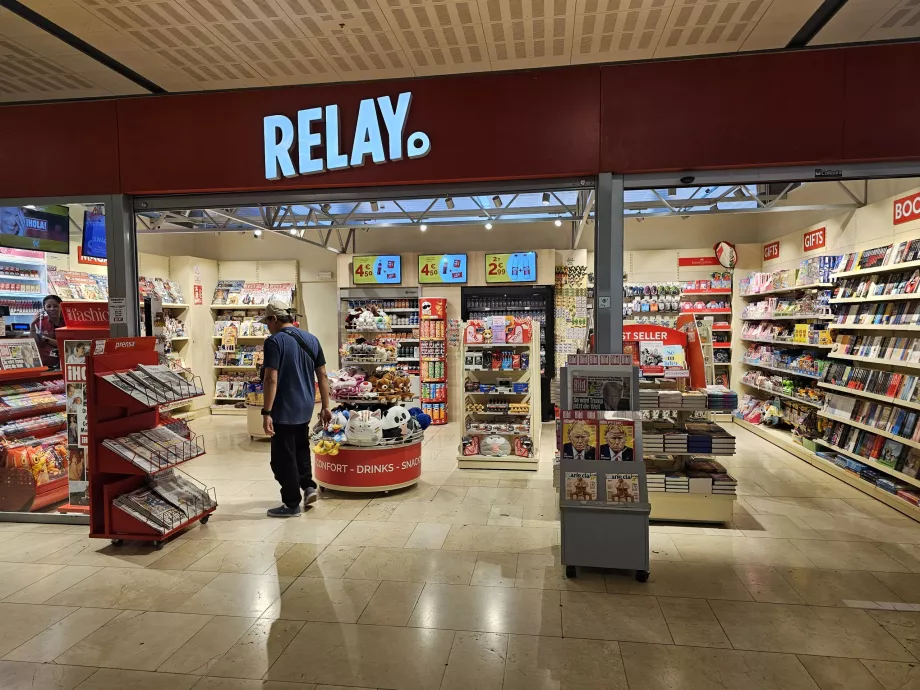 Trafika RELAY în sala de sosire