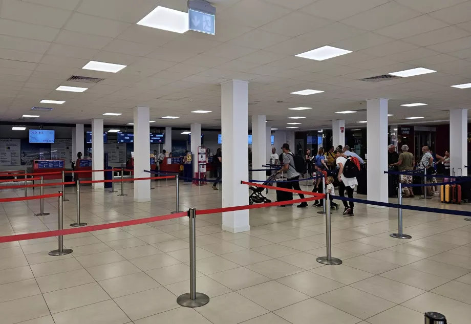 Ghișee de check-in, Aeroportul Rimini