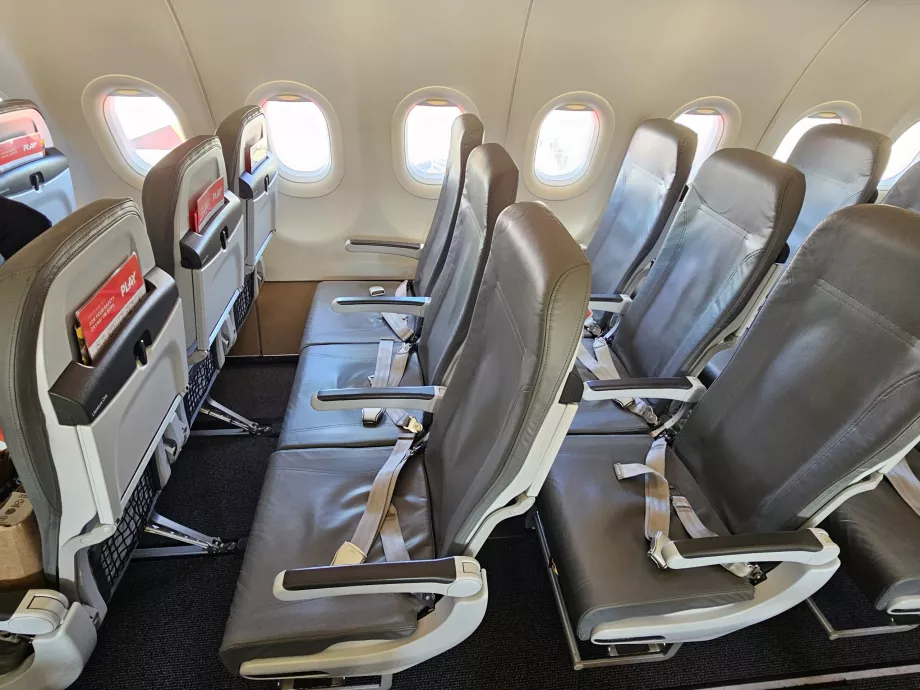 Locuri în avion PLAY