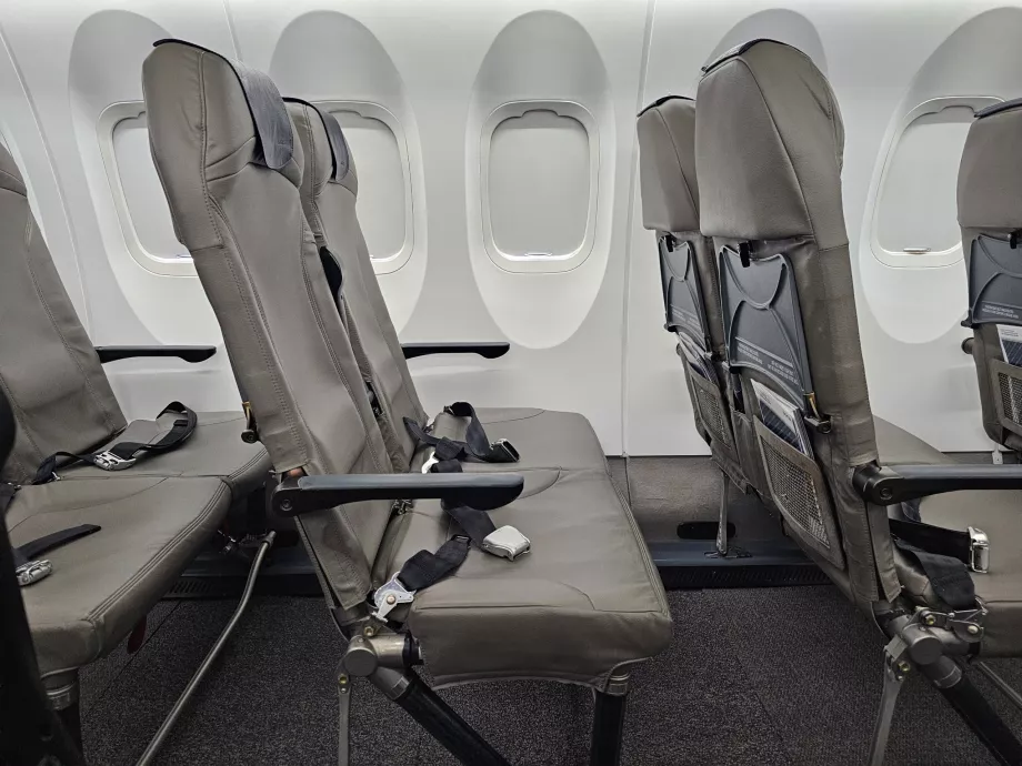 Spațiu pentru picioare, Porter Airlines