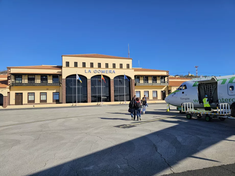 Terminalul aeroportului