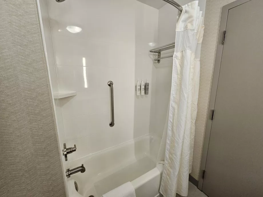 Hilton Garden Inn, baie