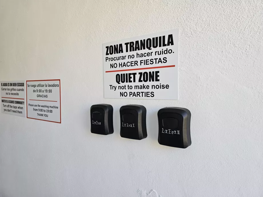 Lockbox pentru preluarea automată a cheilor camerei