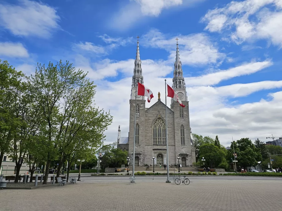 Bazilica Notre Dame