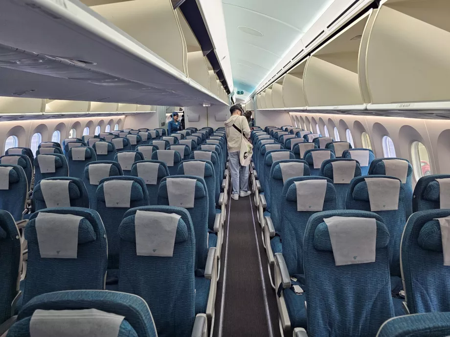 Cabină economică, Boeing 787-9