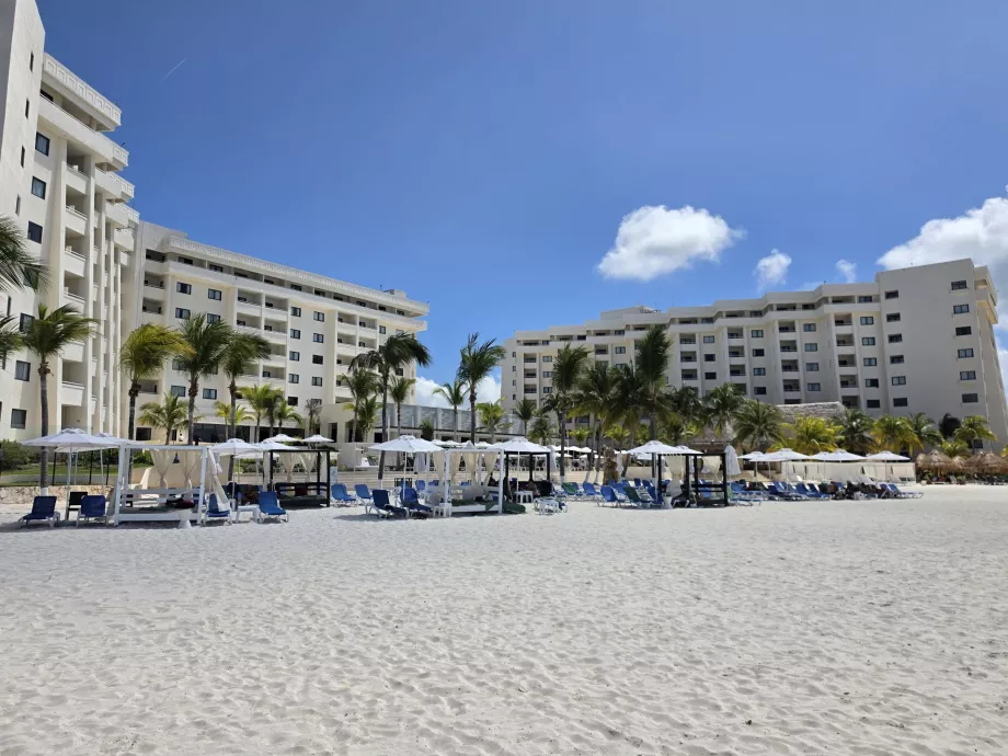 Hotelul Langosta Beach