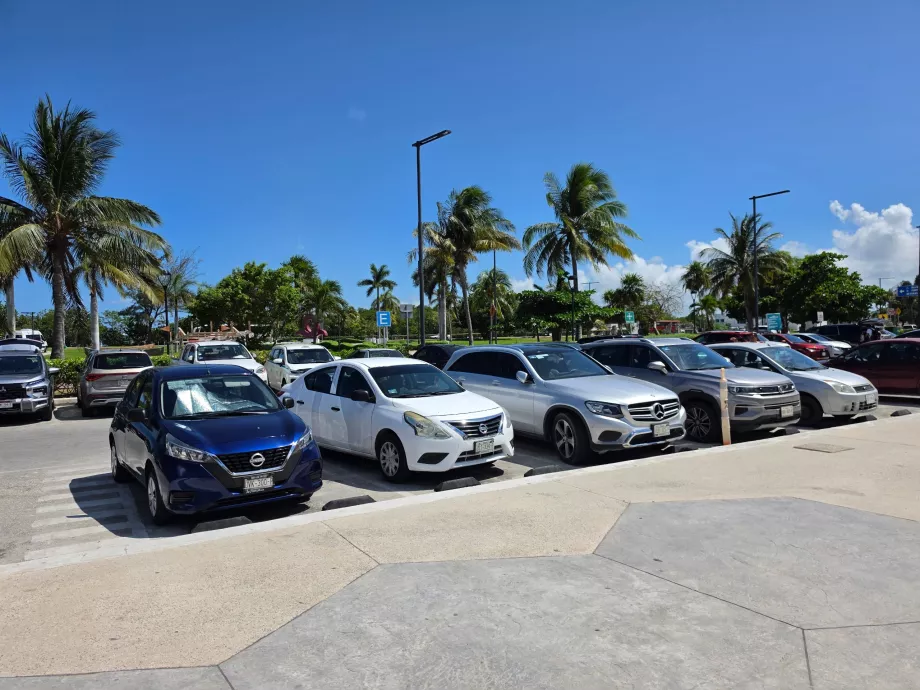 Parcare gratuită la Playa Langosta