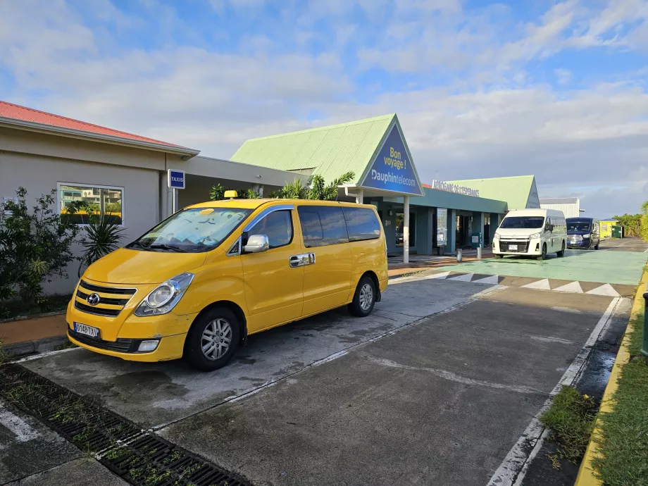 Taxi, Aeroportul Grand Case