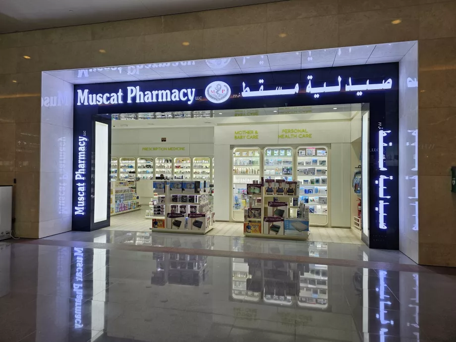 Farmacie, plecări, zonă publică