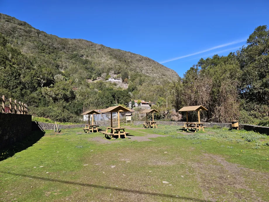 Zona de picnic El Cedro