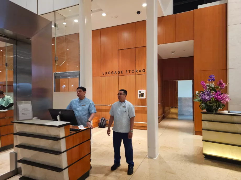 Depozit de bagaje pentru oaspeți