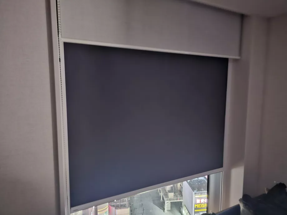 Cameră de calitate blackout