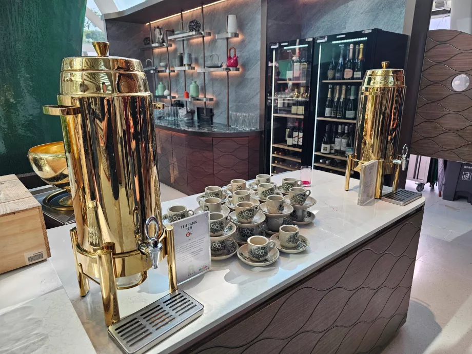 Mic dejun la restaurantul Rise