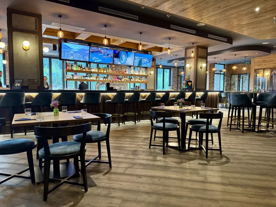 Bar și restaurant Snowbeer