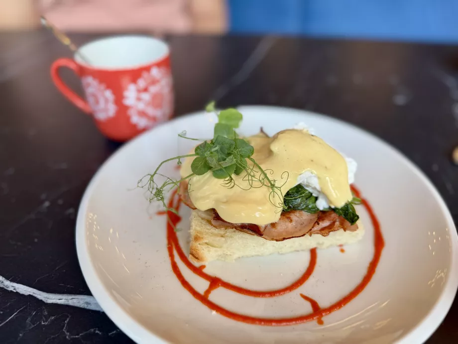Ouă Benedict