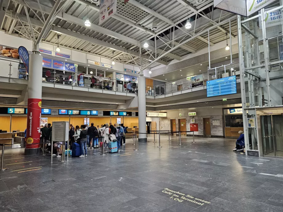 sosire pe aeroportul Erfurt