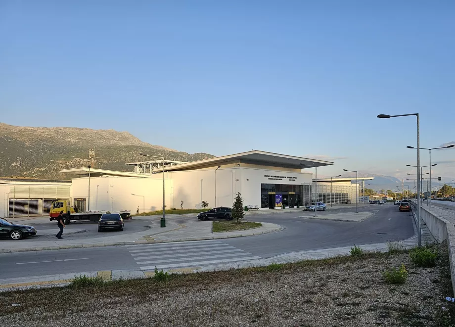 sosire pe aeroportul Ioannina