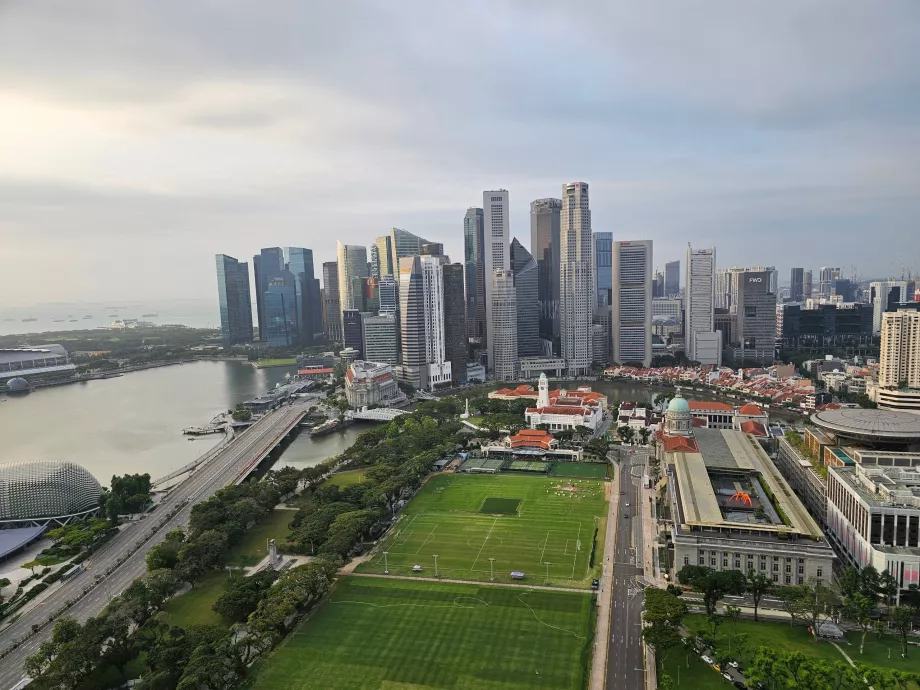 Vedere a centrului orașului din cameră