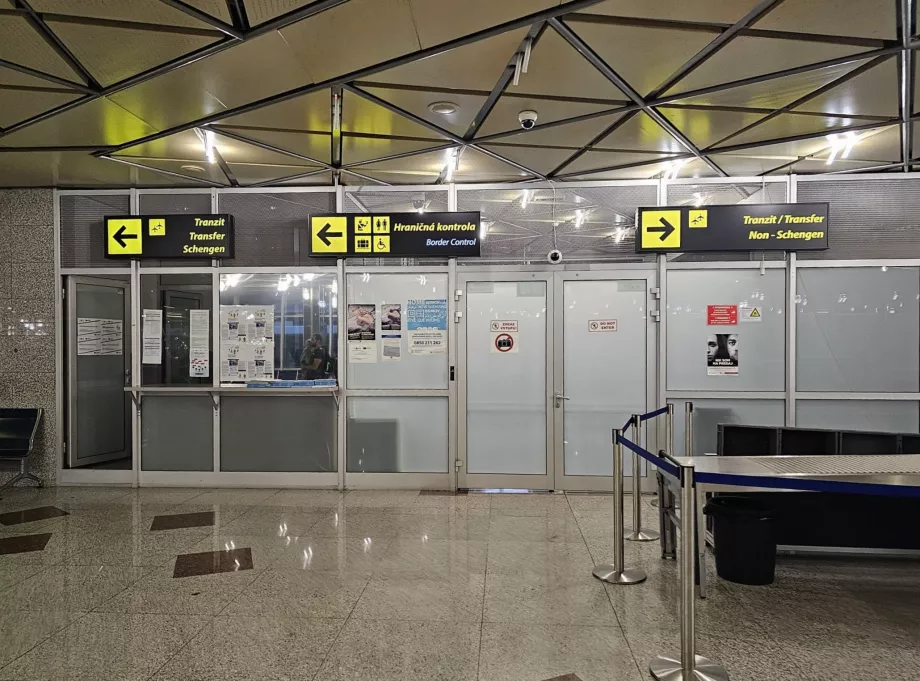 Transfer între zboruri, aeroportul Bratislava