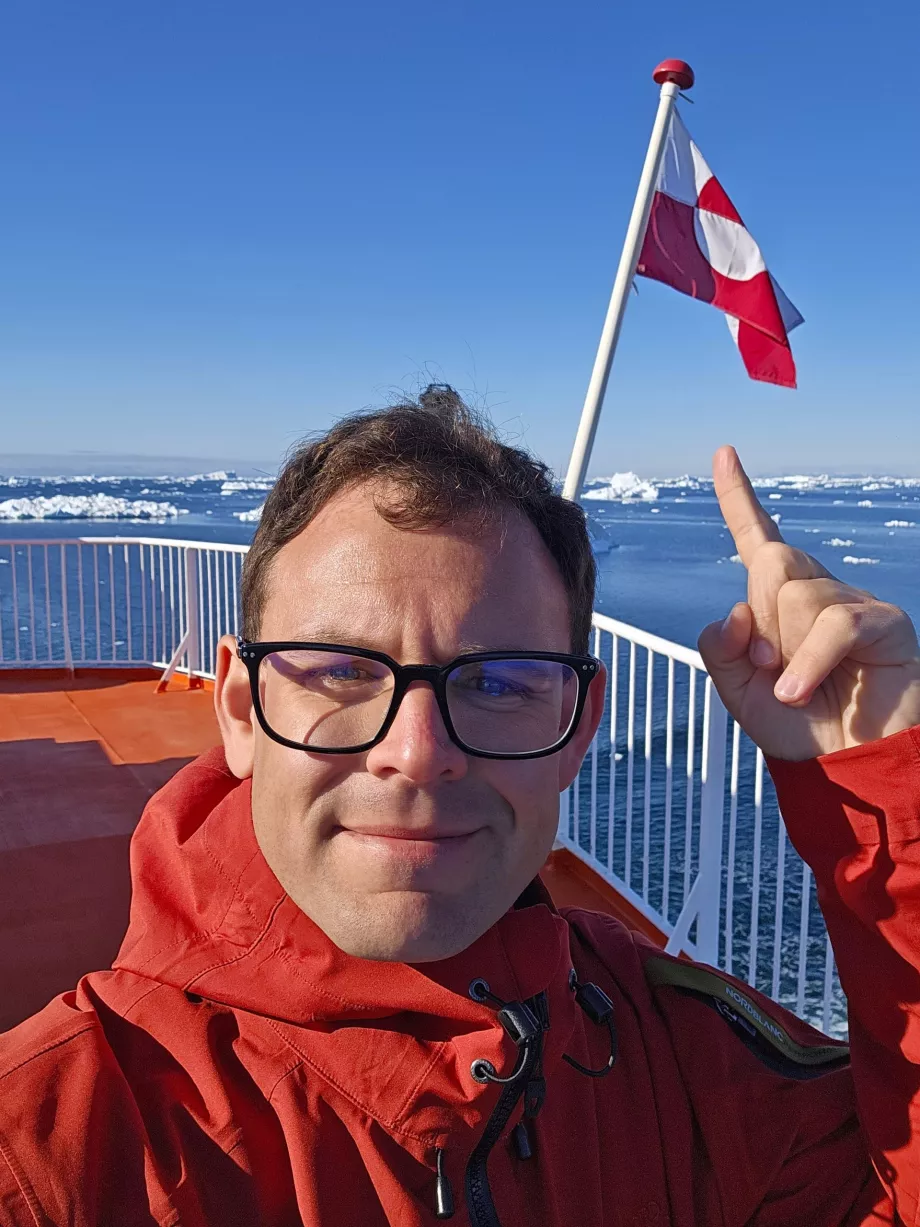 Selfie cu steagul Groenlandei