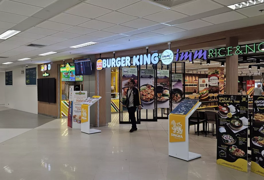 Sala de plecări, food-court