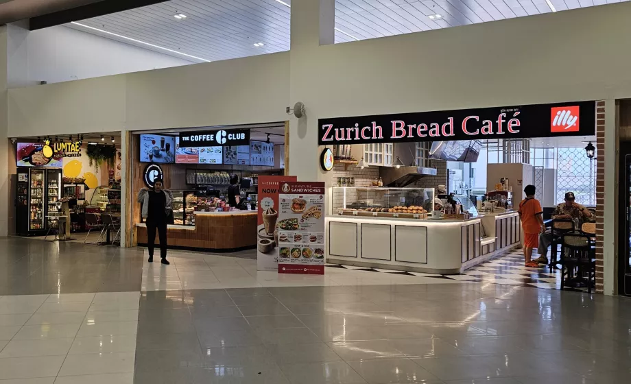 Cafenele în sala de plecări (zona publică)