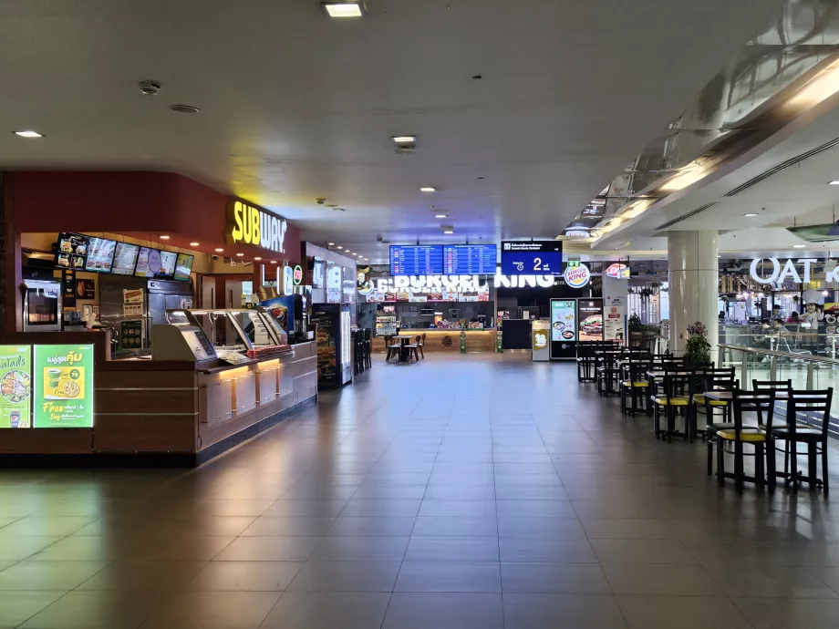 Restaurant Subway, zonă publică, terminal intern