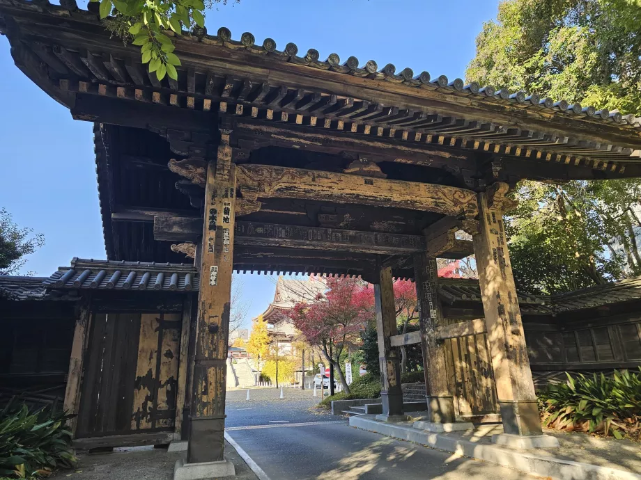 Zojo-Ji, intrarea principală