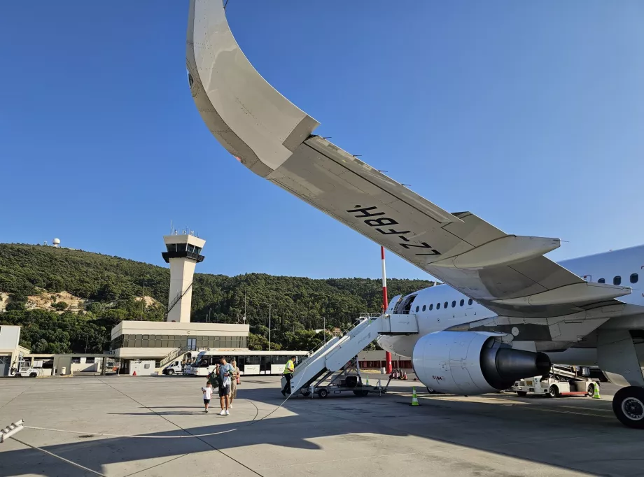 Turnul aeroportului