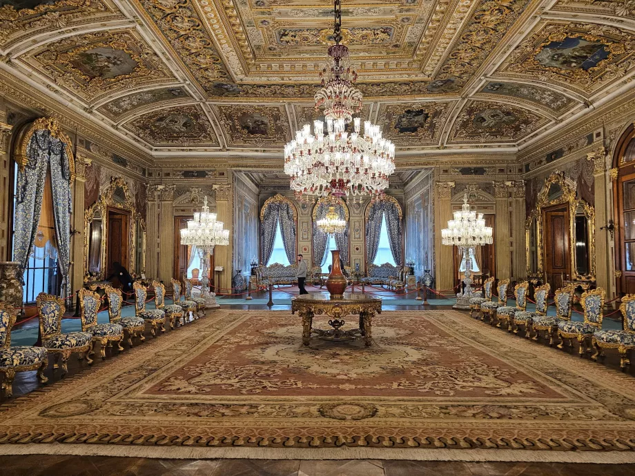 Palatul Dolmabahce