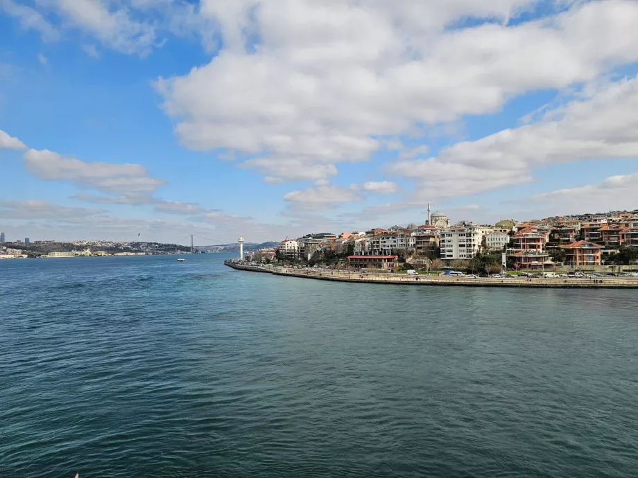 Vedere din Turnul Maiden