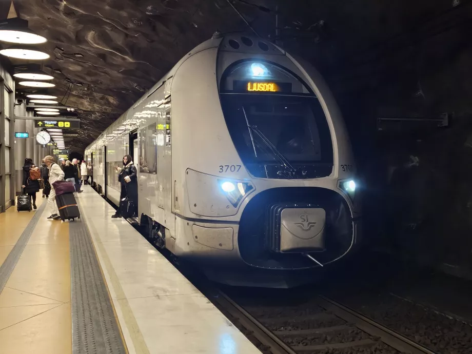 Tren, stația Arlanda C