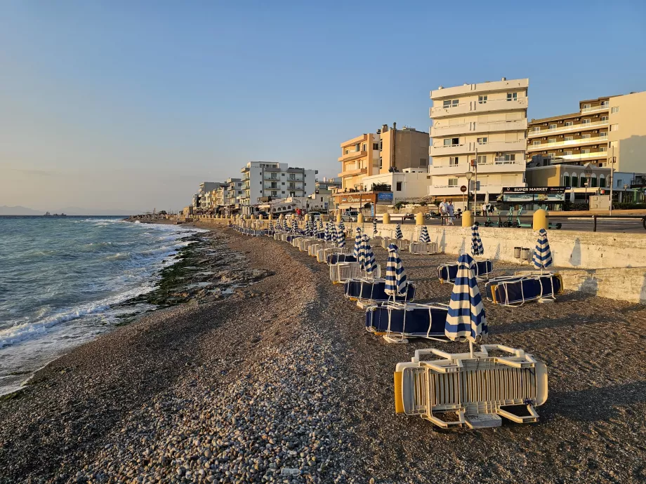 Plaja Akti Kanari