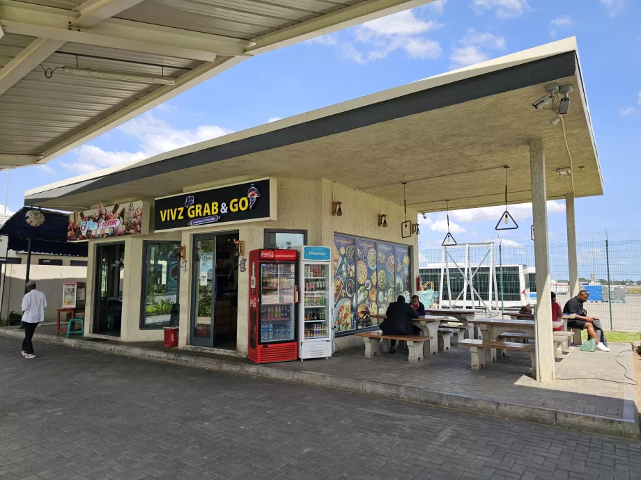 Răcoritoare între terminalele 2 și 3