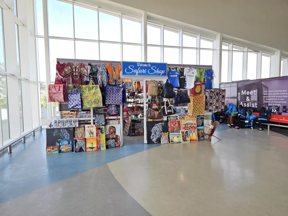 Magazin de suveniruri, zona publică, Terminalul 3