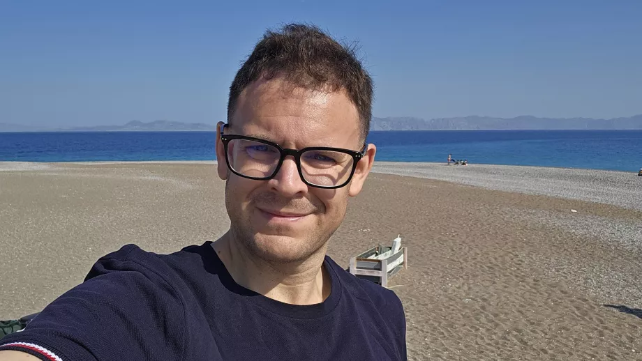 Christopher la Windy Beach