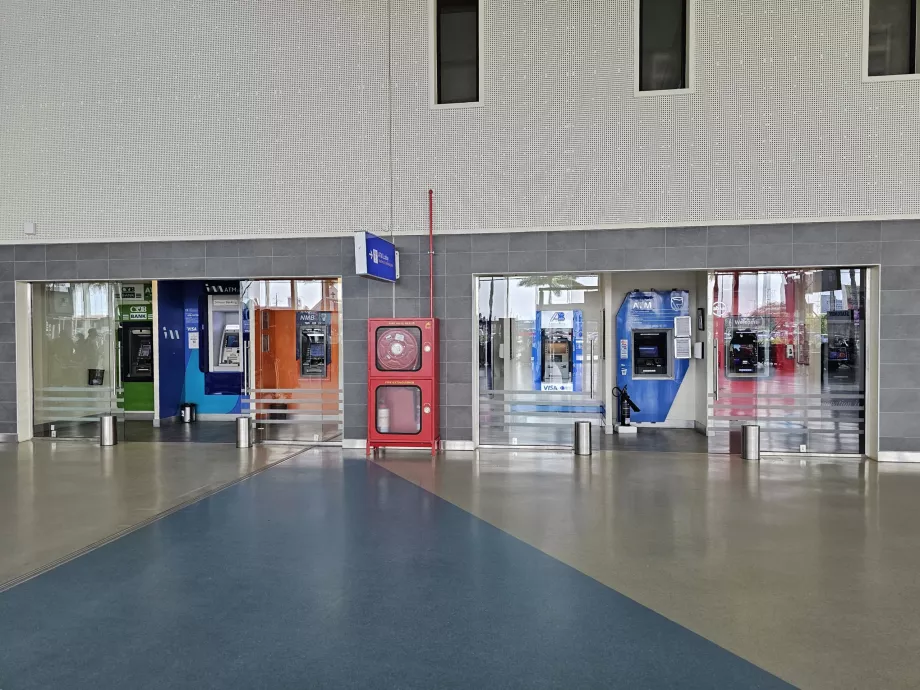 ATM-uri, Terminalul 3