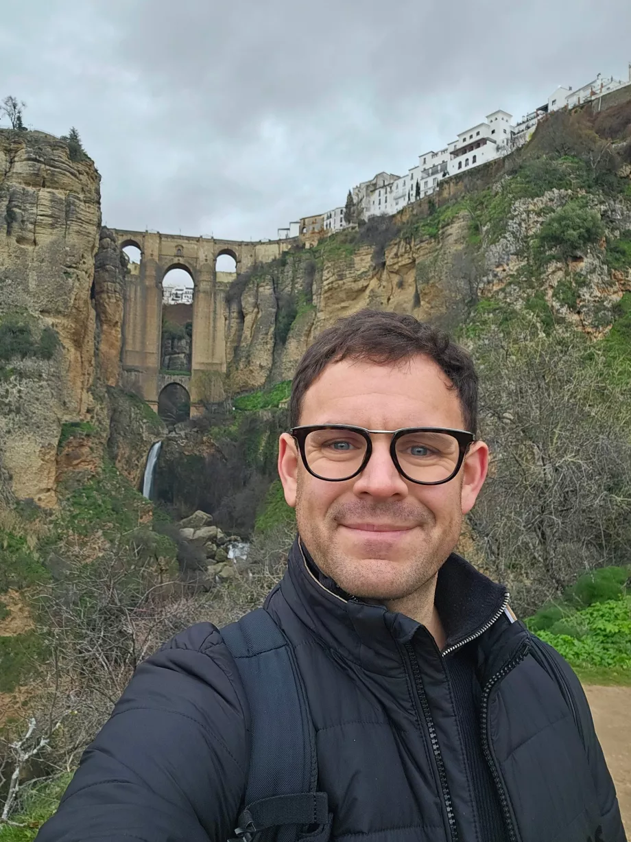 Eu la punctul de belvedere Mirador Puente Nuevo