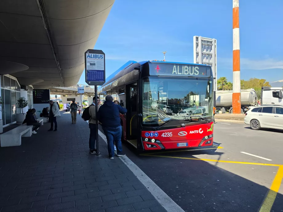 Alibus către centrul orașului Catania