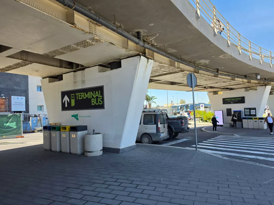 Drumul până la stația de autobuz