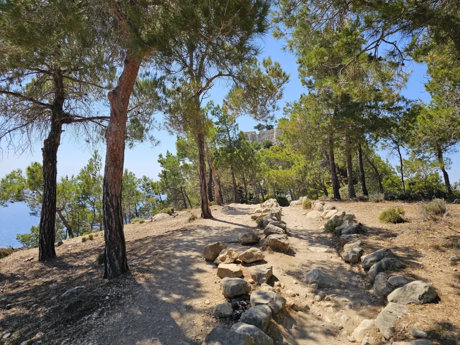 Castelul Monolithos